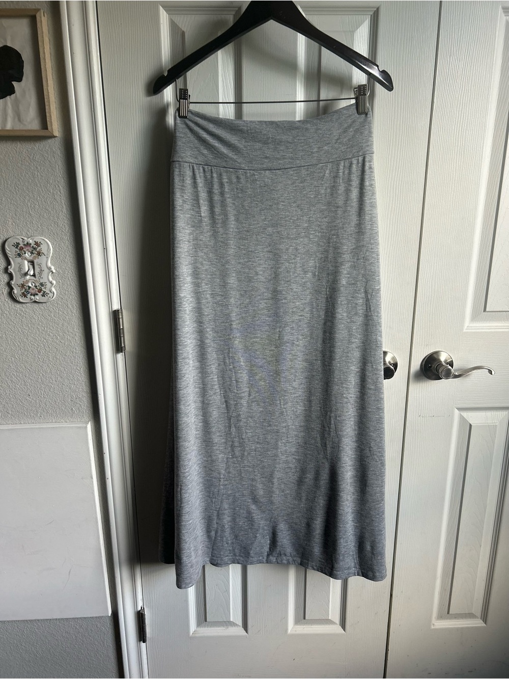 Zenana grey maxi skirt w/ cinched waistband